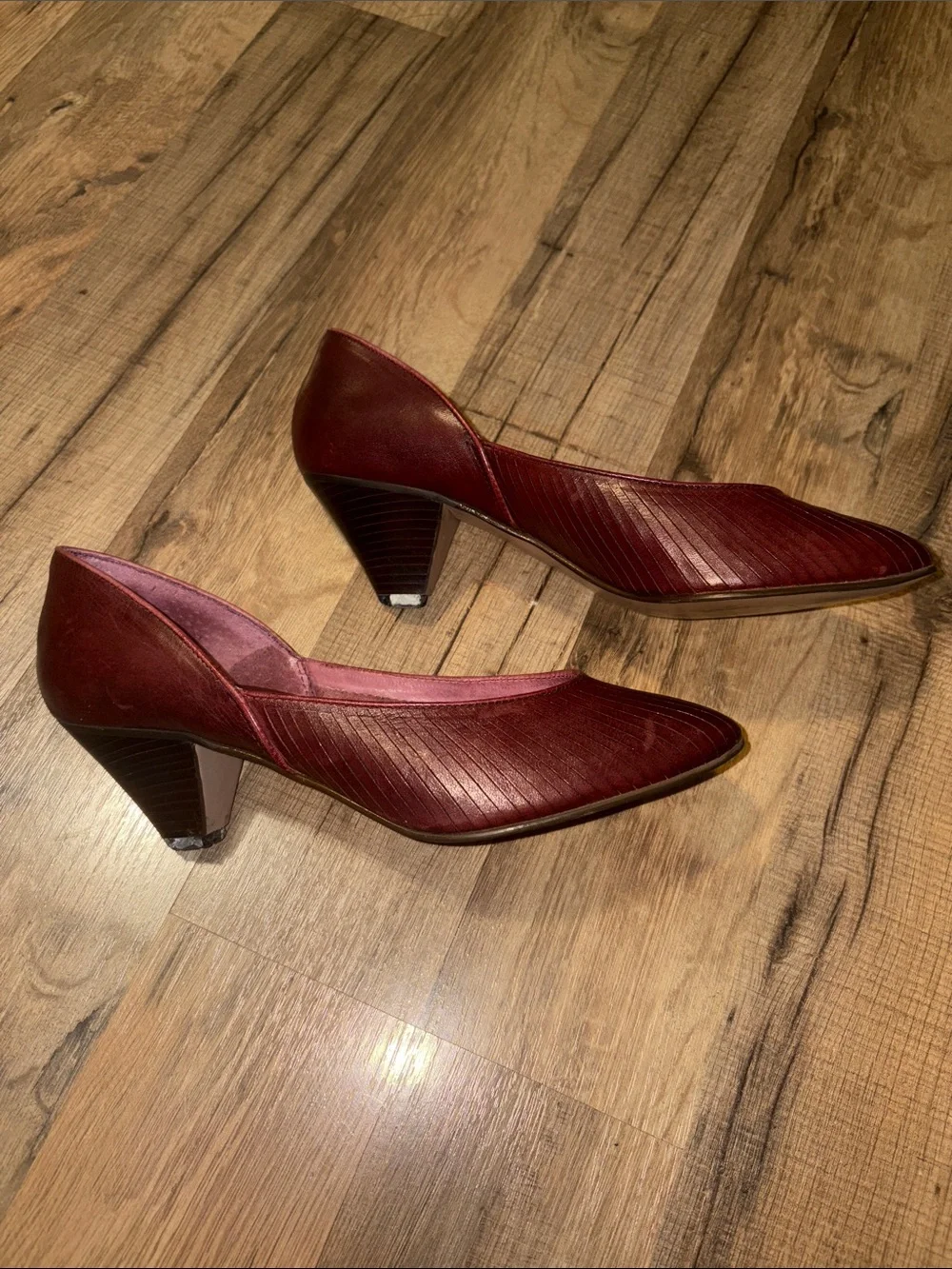 Vintage Corelli Women's Leather Burgundy Pointed-Toe Pumps